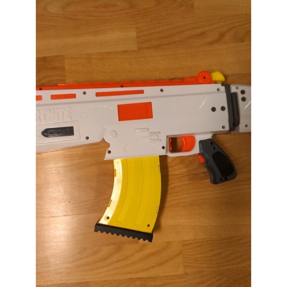 NERF Fortnite AR-DURRR Burger Dart Blaster Gun Toy - Picture 7 of 9